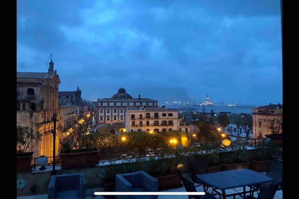 Appartamento Stunning Kalsa Palermo Esterno foto